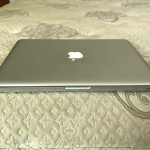 MacBook Pro (2015) 500GB Gray